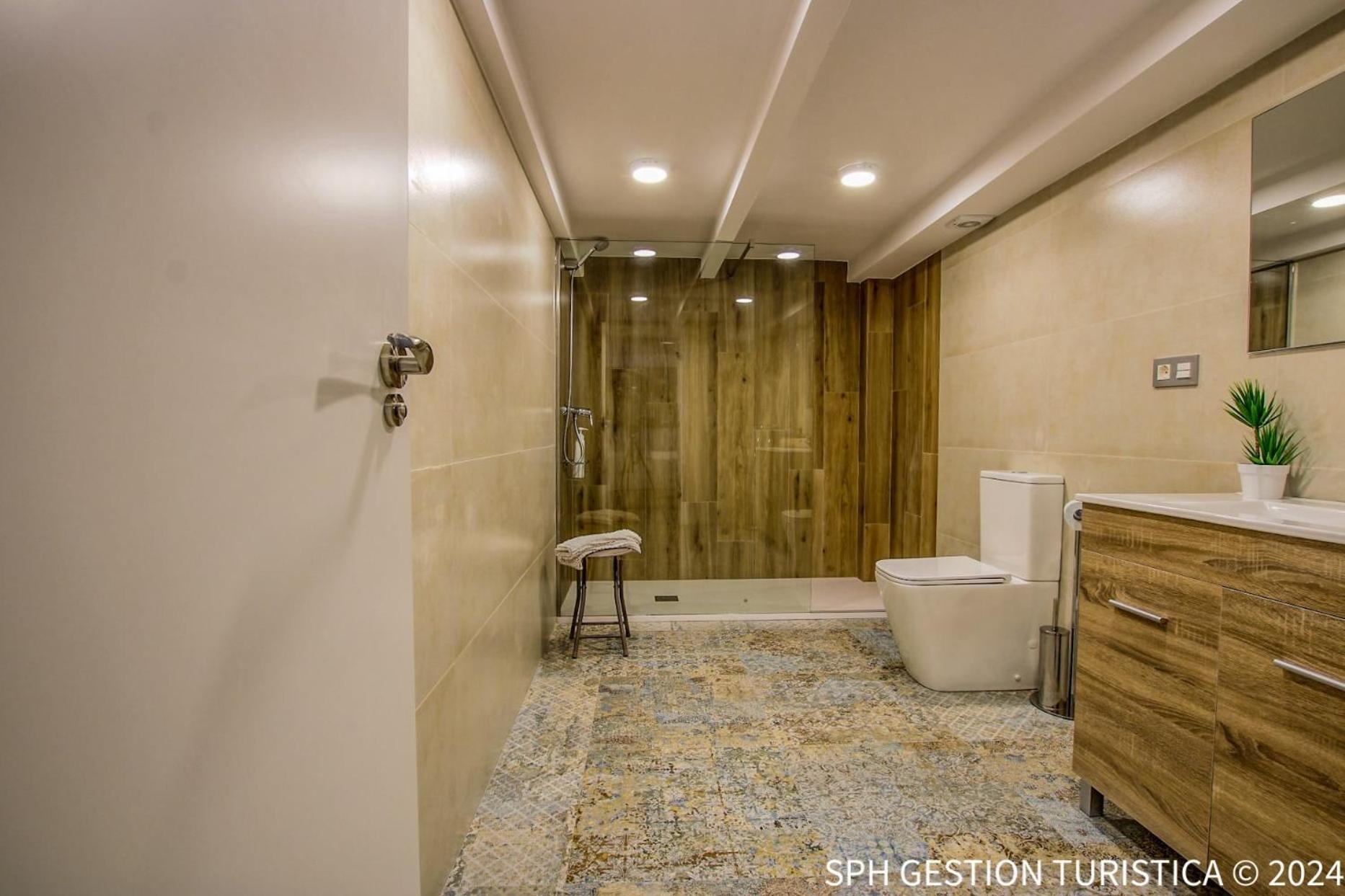 Adri Centro Ciudad Con Garaje Privado Appartement